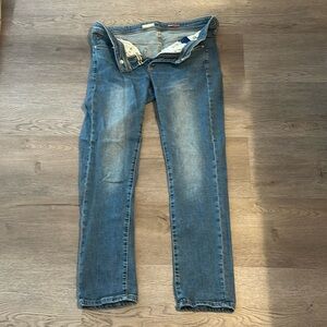 Anthro pilcro slim boyfriend Jean